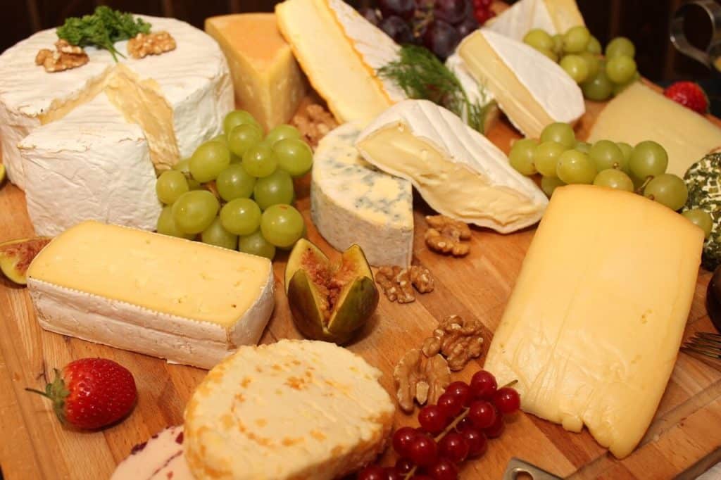 Les plateaux de fromages font l'objet de procédures particulières en ce qui concerne les plats témoins